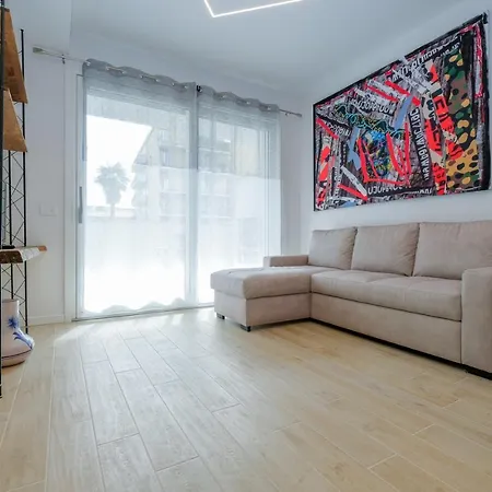 Bergamocitycenter 04 Lägenhet *