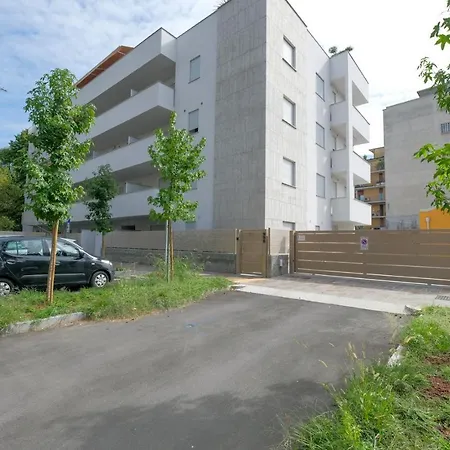 Appartamento Bergamocitycenter 04 *